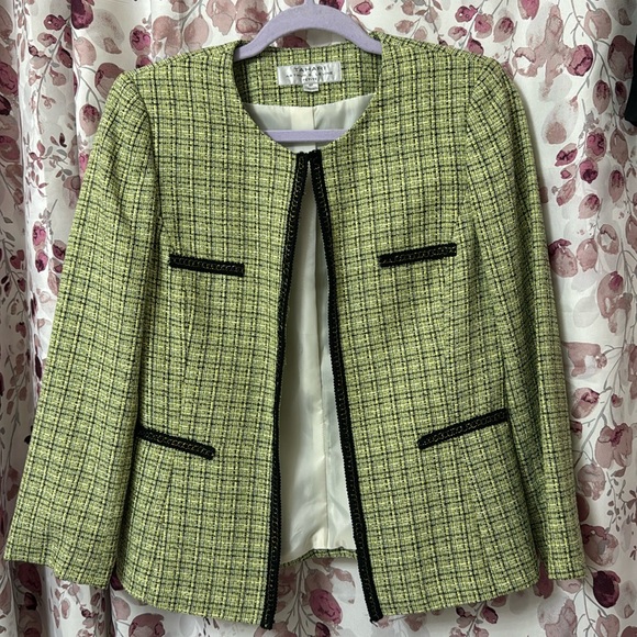Structured Hook Closure Plaid Lined Jacket - Picture 2 of 5